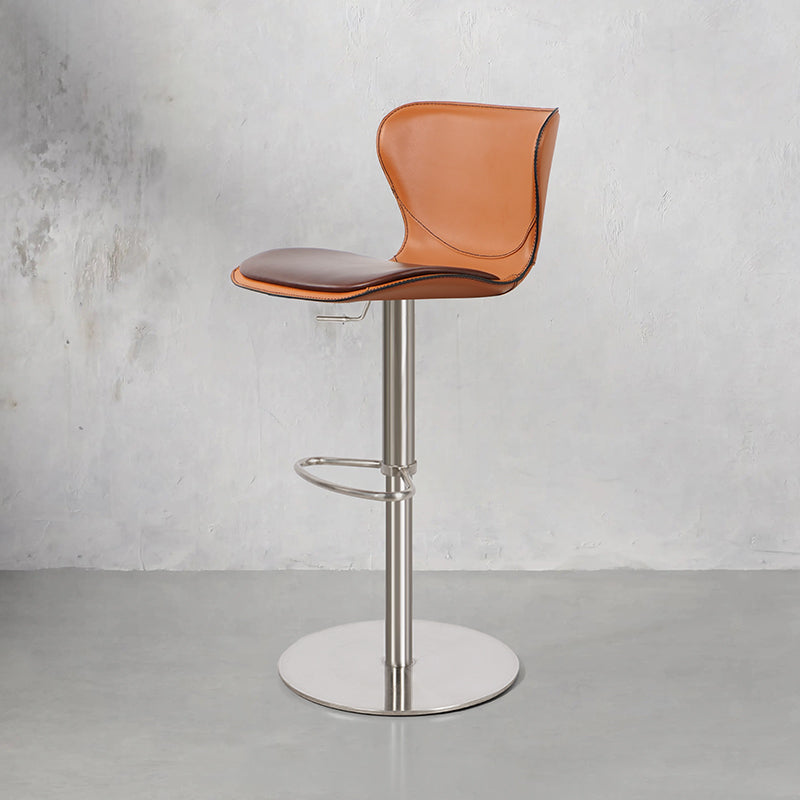 Oiled waxed cowhide bar chair HD-7356 with a sleek design and rich texture, perfect for modern interiors.