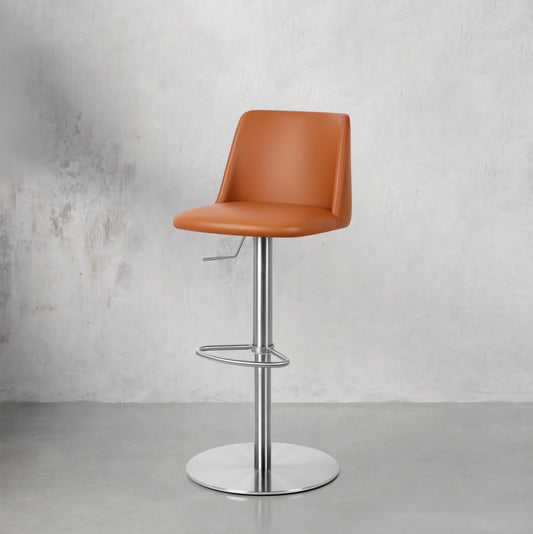 Heduen Möbel Meirou PU Leather HD-7383 bar chair with sleek design and cushioned seat in a modern setting.