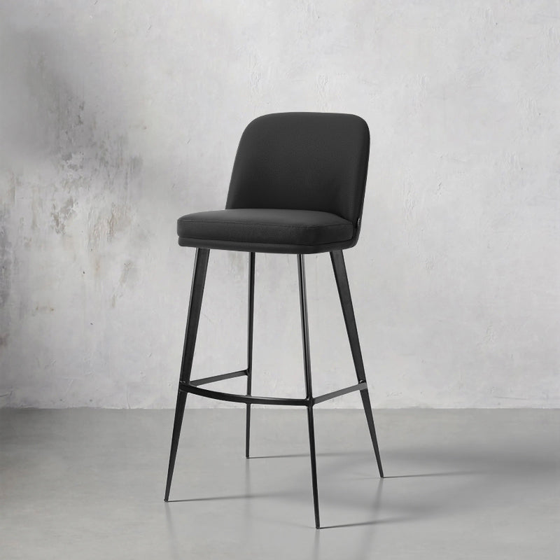 Heduedmobel Meimei PU leather bar chair HD-7516 with padded seat and backrest, modern design, in a stylish setting