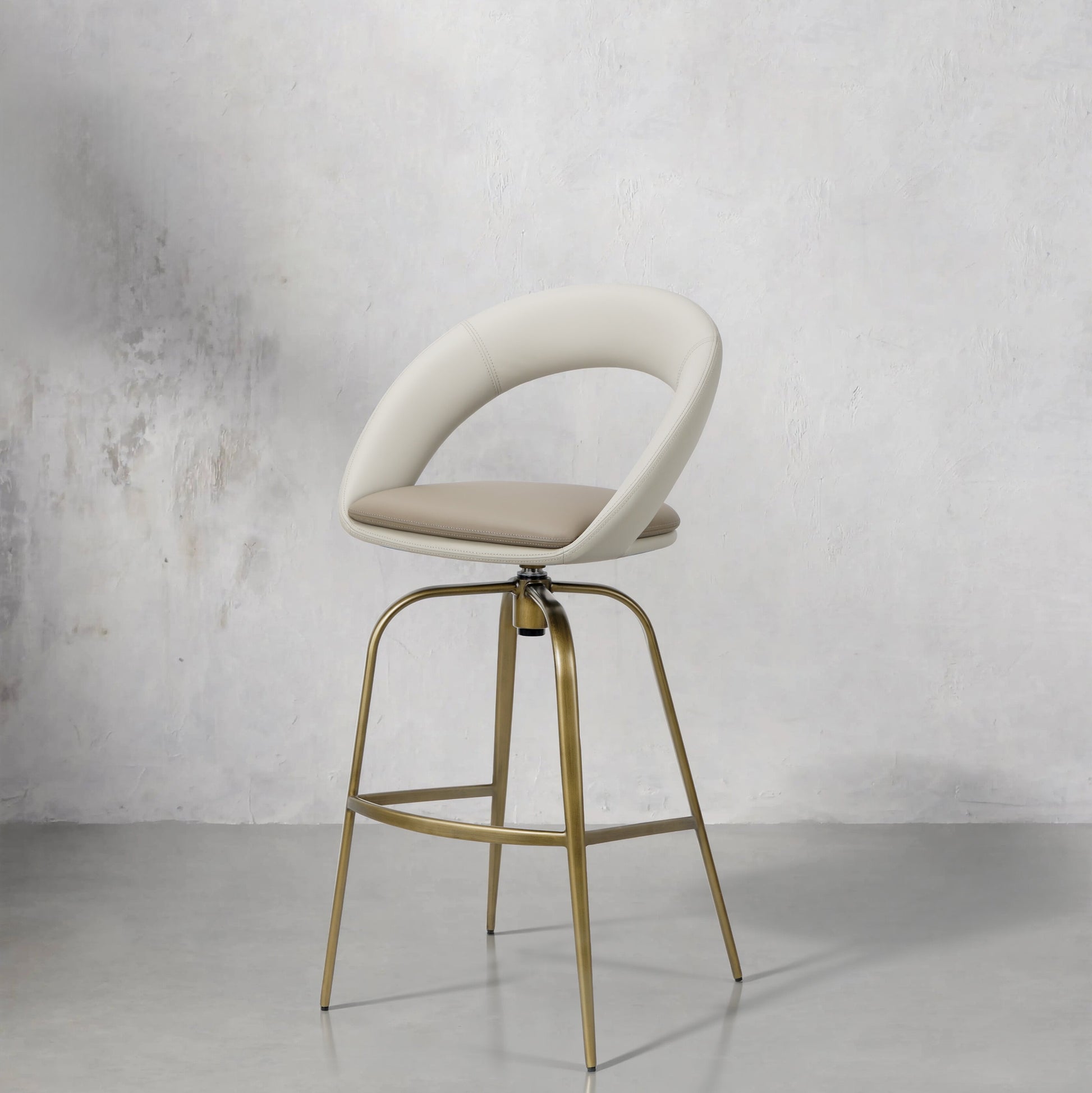 Meirou PU Leather HD-7371 bar chair with a sleek design and sturdy base, featuring a modern aesthetic.