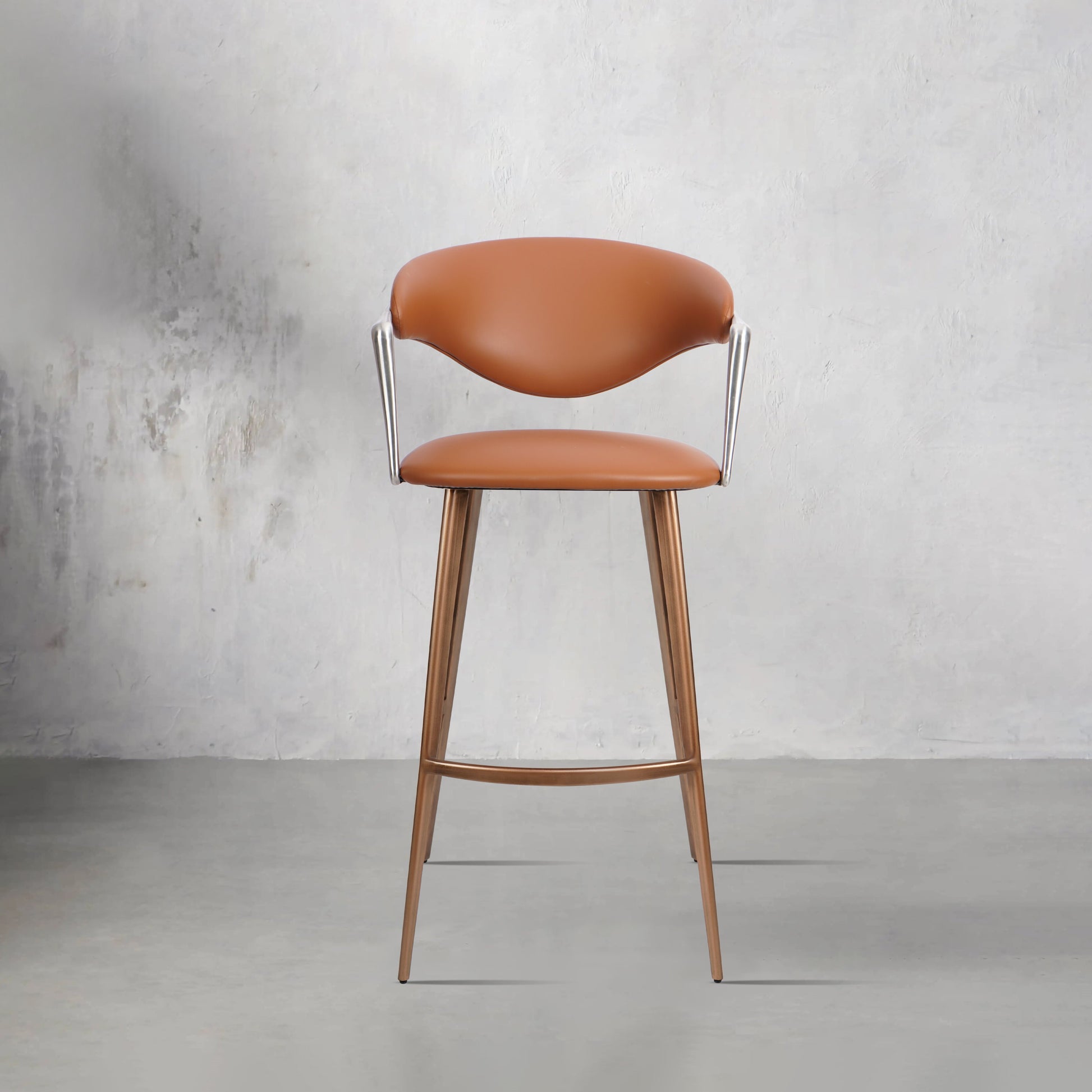Heduedmobel bar chair in PU leather with plain-grain cowhide, showcasing sleek design and comfortable seating.
