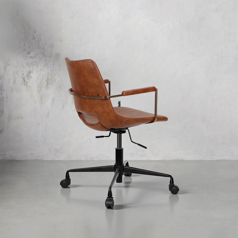 Heduen Möbel Crazy Horse PU Leather HD-809, showing rich texture and durable design in a stylish brown color.