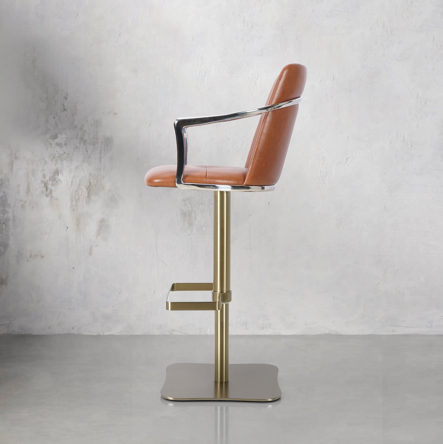 Bar chair made of Mohair, Huabao PU leather, and full grain leather by Heduedmobel store, shown in the image.