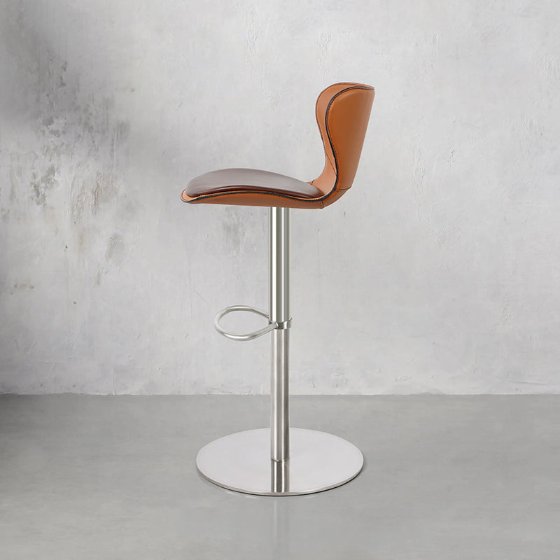 Oiled waxed cowhide bar chair HD-7356 by Heduedmobel with a sleek design and rich texture.
