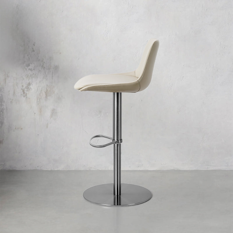 Meirou PU Leather HD-7512 bar chair with sleek design and comfortable seating in a modern setting.