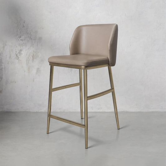 Meirou PU Leather HD-752 bar chair with sleek design and comfortable seating in a modern setting.