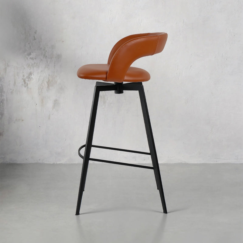 Plain-grain cowhide bar chair HD-7350 by Heduedmobel, featuring a sleek design and comfortable seating.