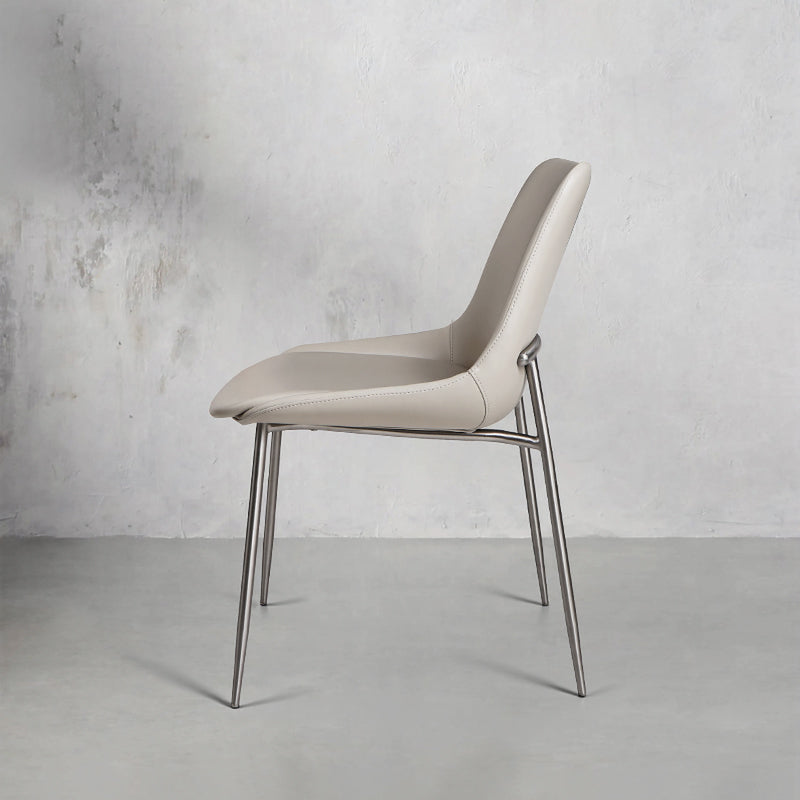 Meirou PU leather HD-5805 in plain grain, showcasing a sleek black finish and textured surface details.