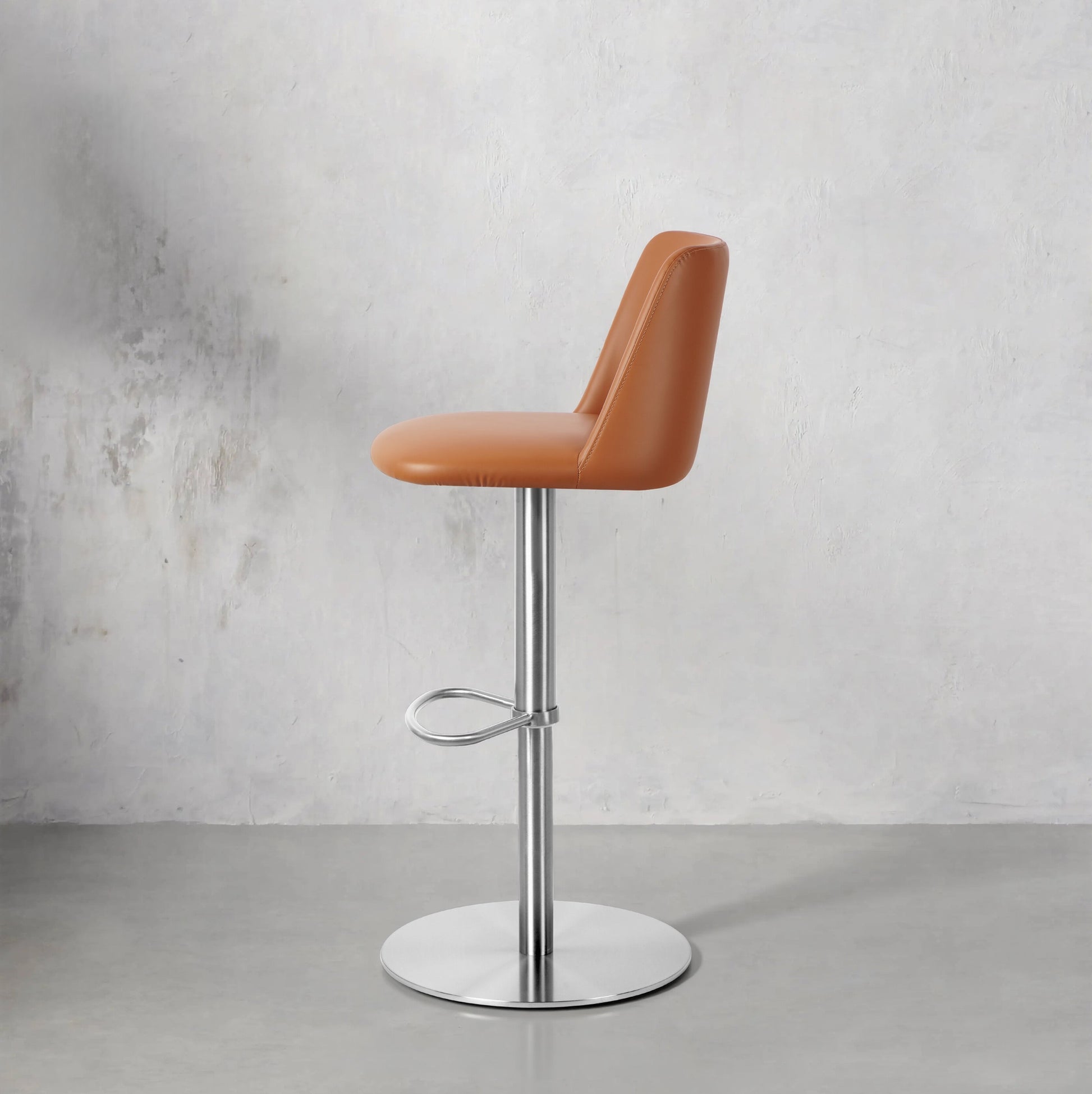 Heduen Möbel HD-7383 bar chair in stylish PU leather, featuring a sleek design and comfortable seating.