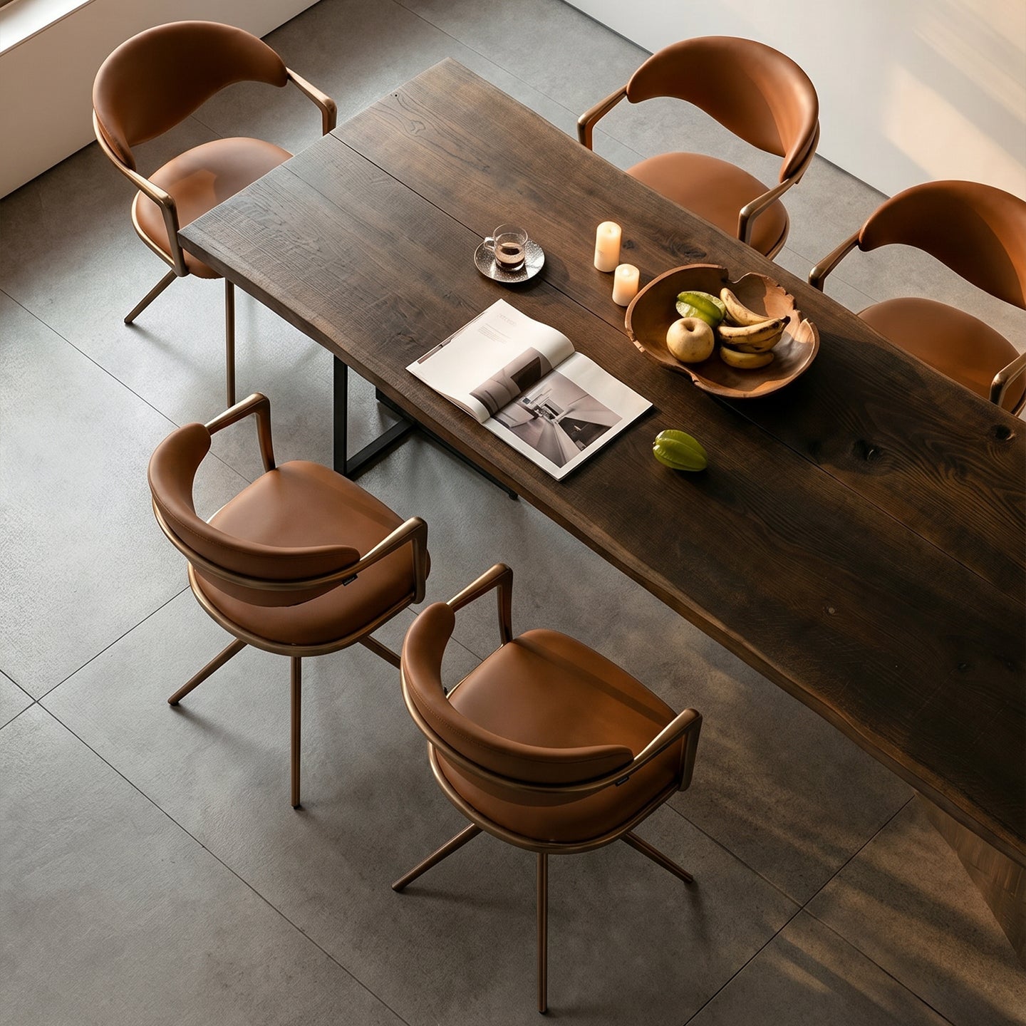 Heduedmobel Meirou PU leather leisure chair with plain-grain cowhide upholstery, modern design, and cushioned seat.