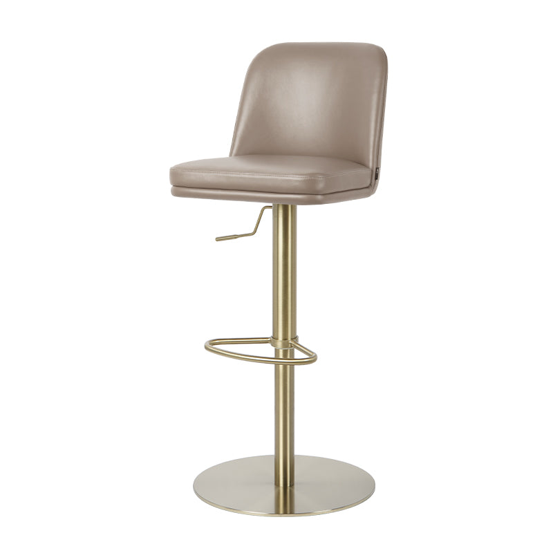Plain-grain cowhide bar chair HD-7509 by Heduedmobel with a sleek design and comfortable seating in a stylish setting.